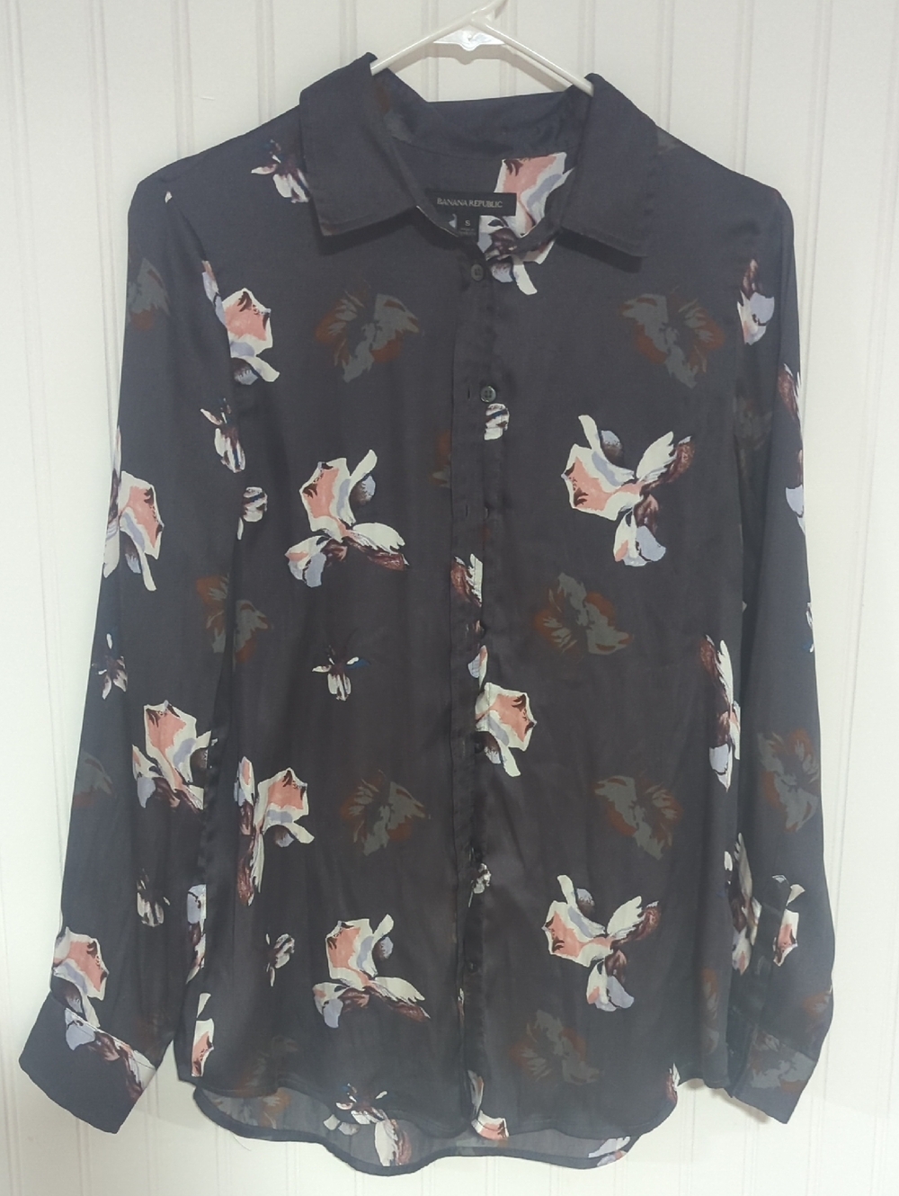 Banana Republic Black Button-Up Shirt with Pink & White Floral Print